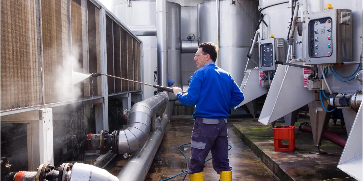 New vs. Used: Choosing the Right Industrial Pressure Washer for Your NJ Business
